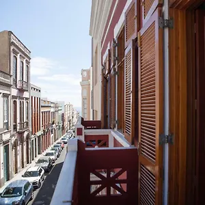 Pensión Stardust House Vegueta 