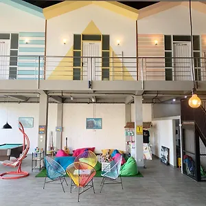 Hostel Hut, Kuta Lombok