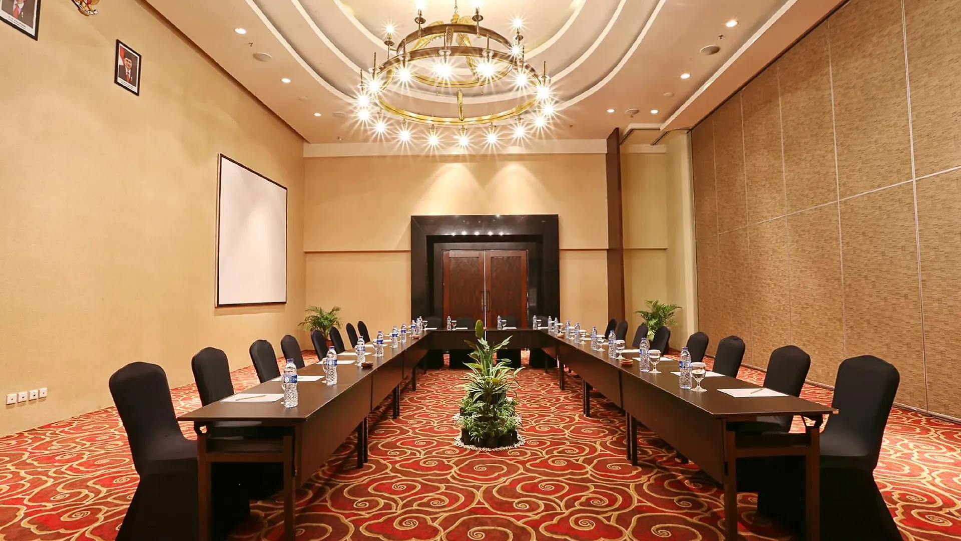 Swiss-Belhotel Rainforest Kuta Lombok 4*,  Indonesia